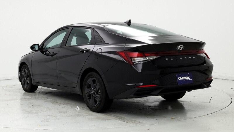 2023 Hyundai Elantra SEL 2