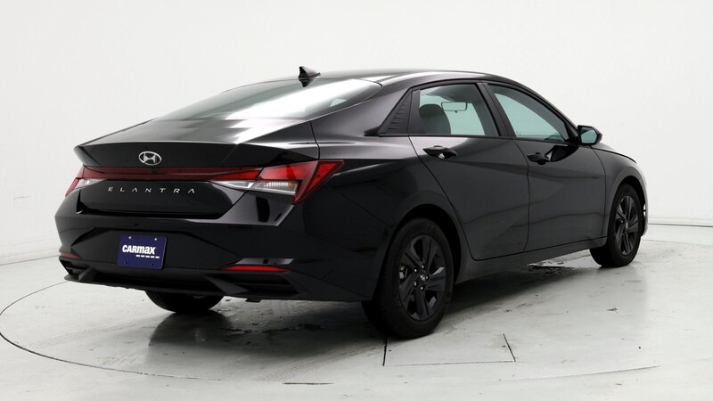 2023 Hyundai Elantra SEL 8