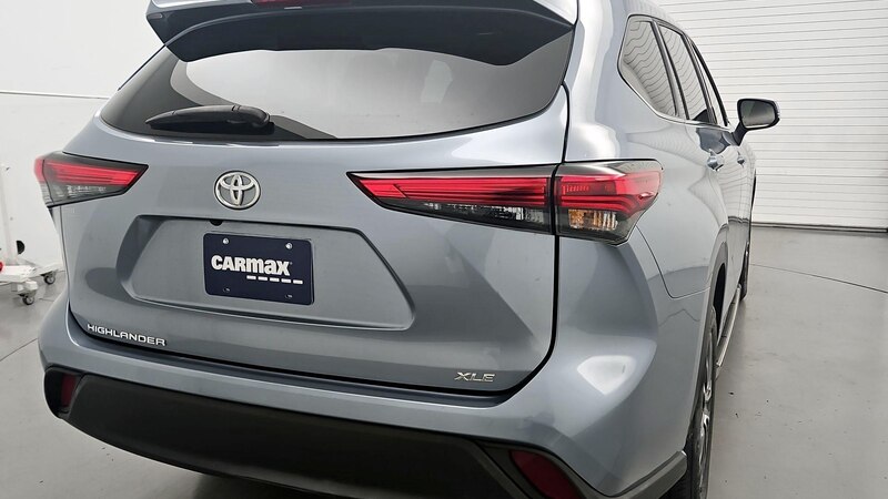 2022 Toyota Highlander XLE 5