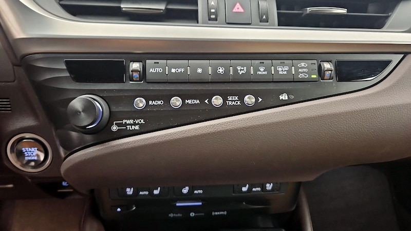 2019 Lexus ES 350 14