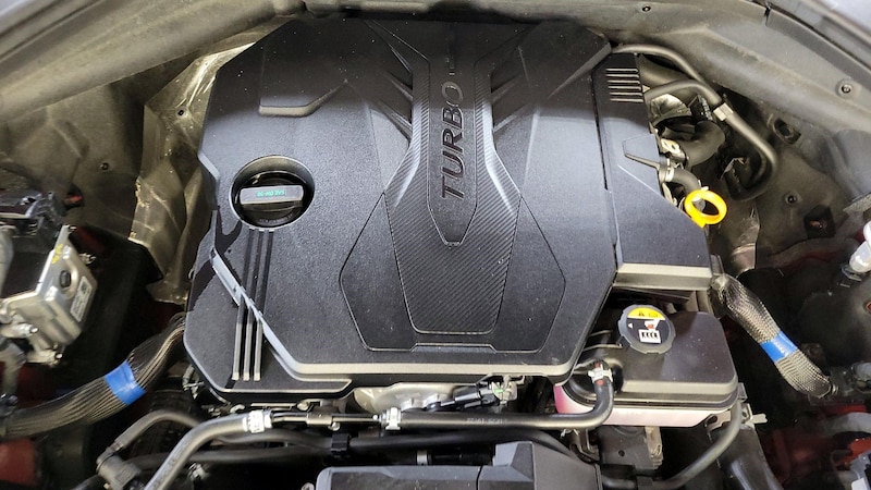 2022 Genesis GV70  17