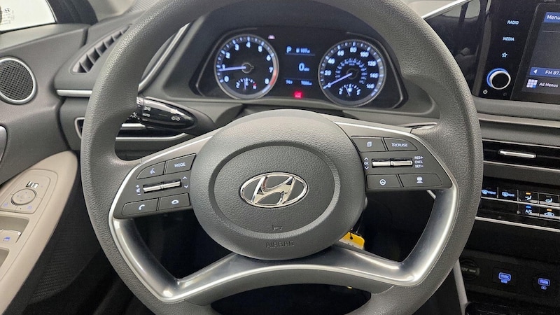 2023 Hyundai Sonata SE 10