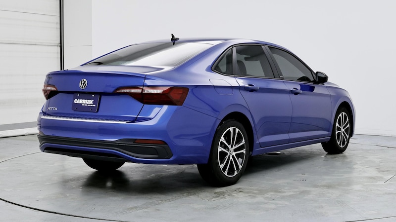 2024 Volkswagen Jetta Sport 8