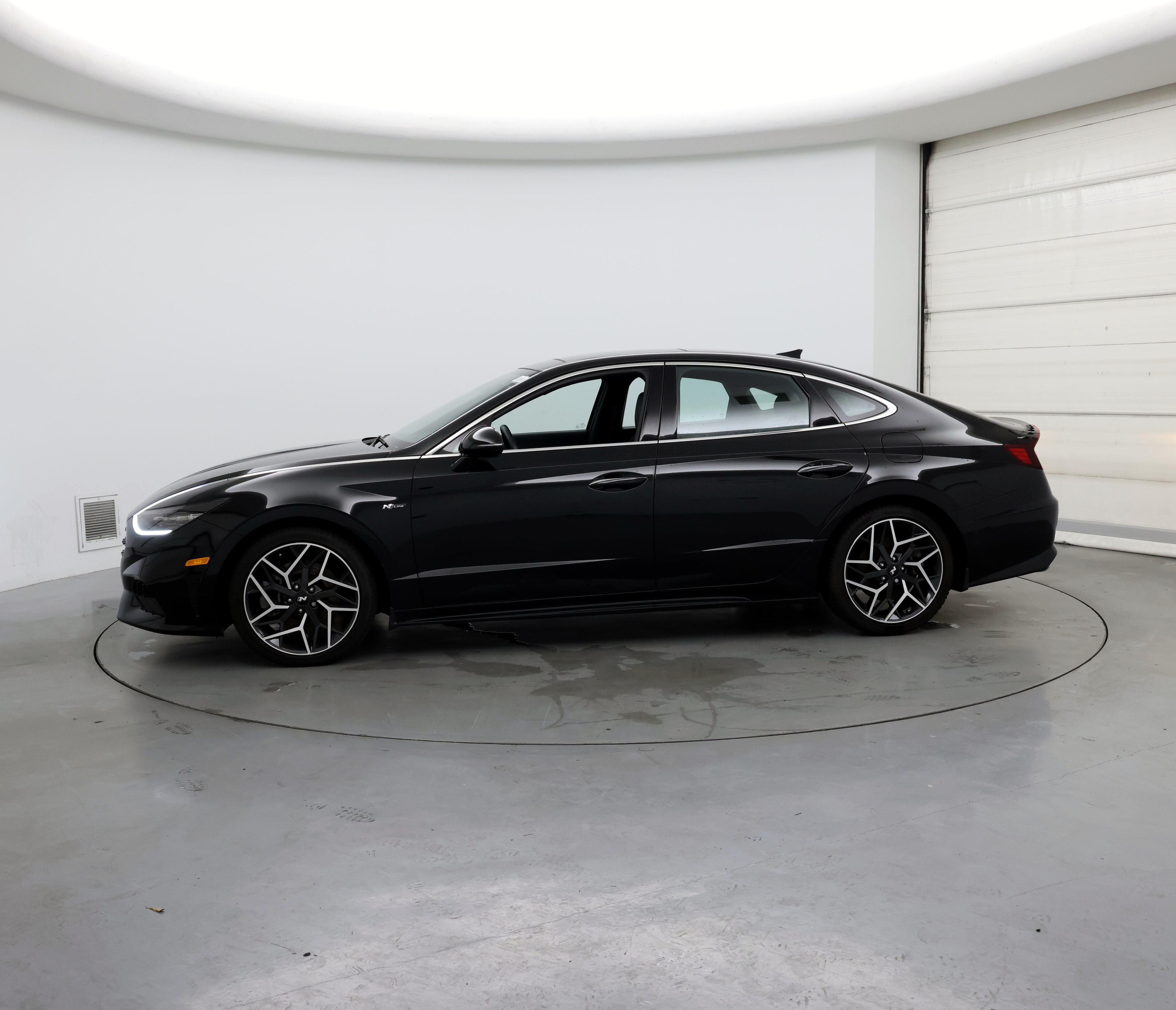 Thumbnail: 2023 Hyundai Sonata - 3