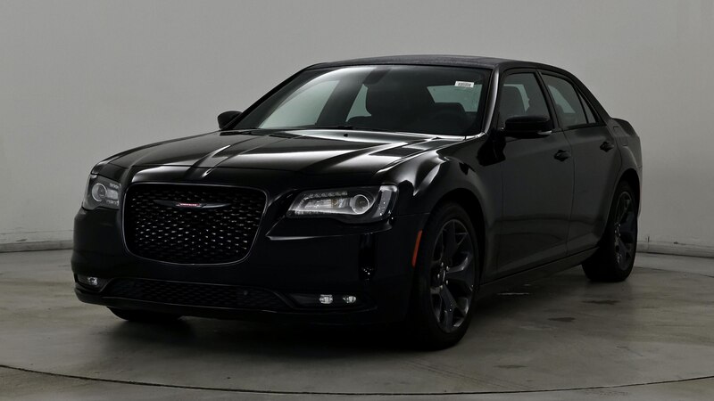 2023 Chrysler 300 S 4