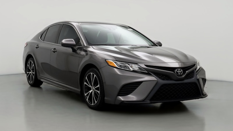 2020 Toyota Camry SE Hero Image