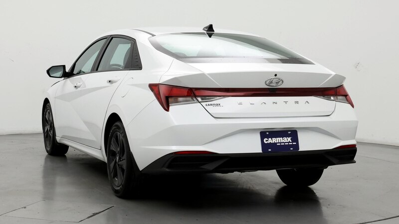 2022 Hyundai Elantra SEL 2