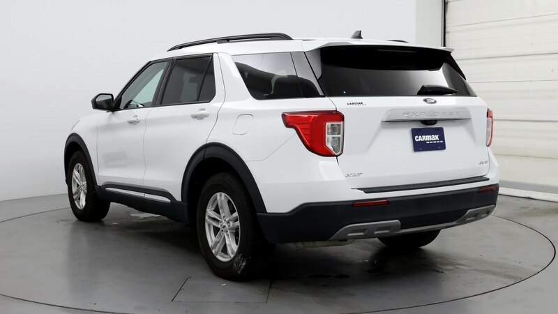 2023 Ford Explorer XLT 2