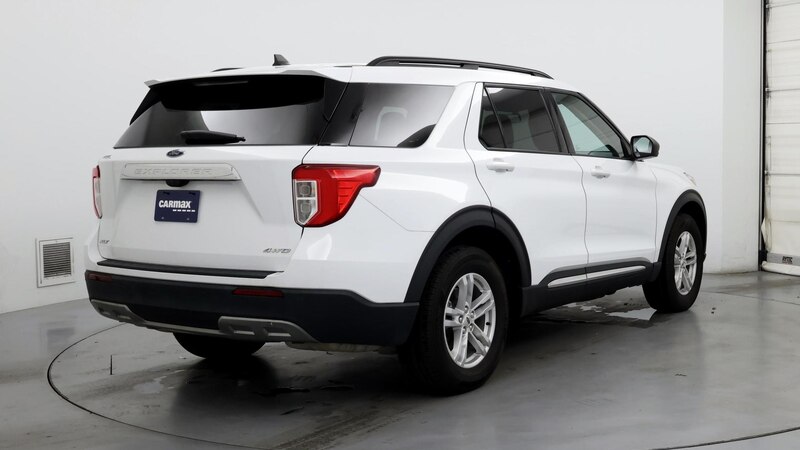 2023 Ford Explorer XLT 8