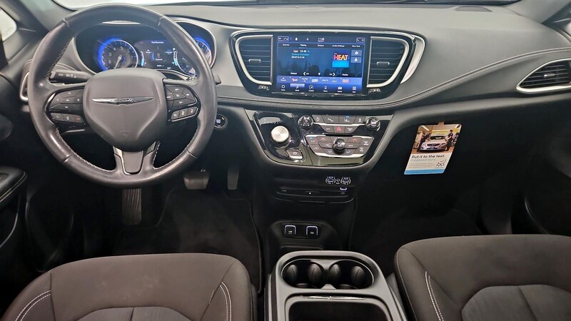 2021 Chrysler Pacifica Touring 9