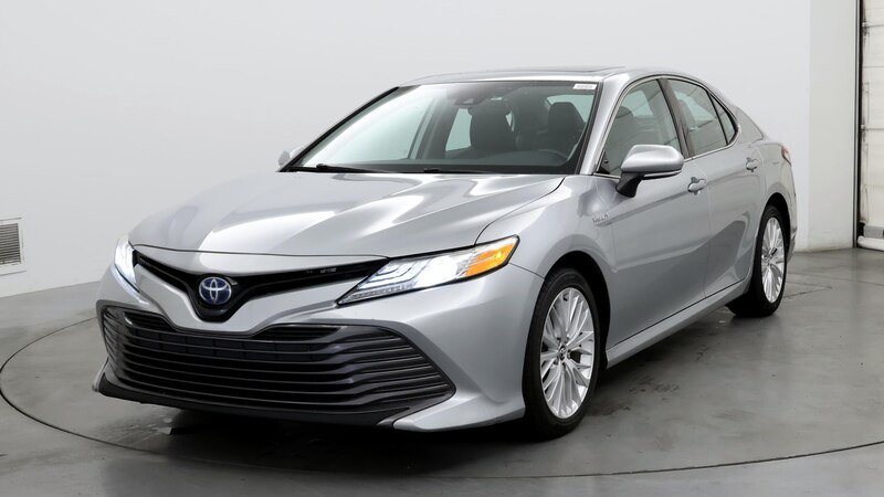 2020 Toyota Camry XLE 4