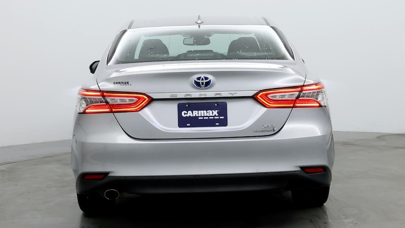 2020 Toyota Camry XLE 6