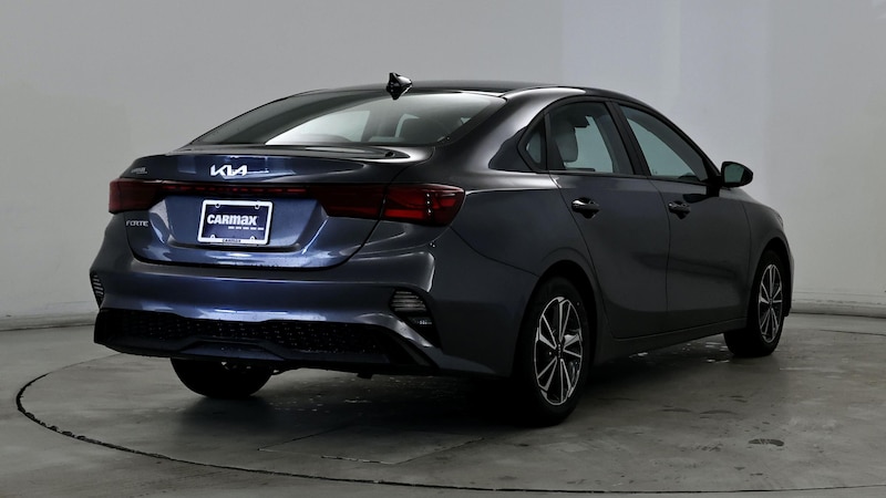 2022 Kia Forte LXS 8