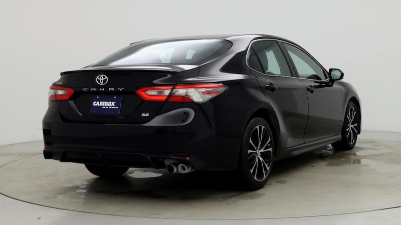 2018 Toyota Camry SE 8