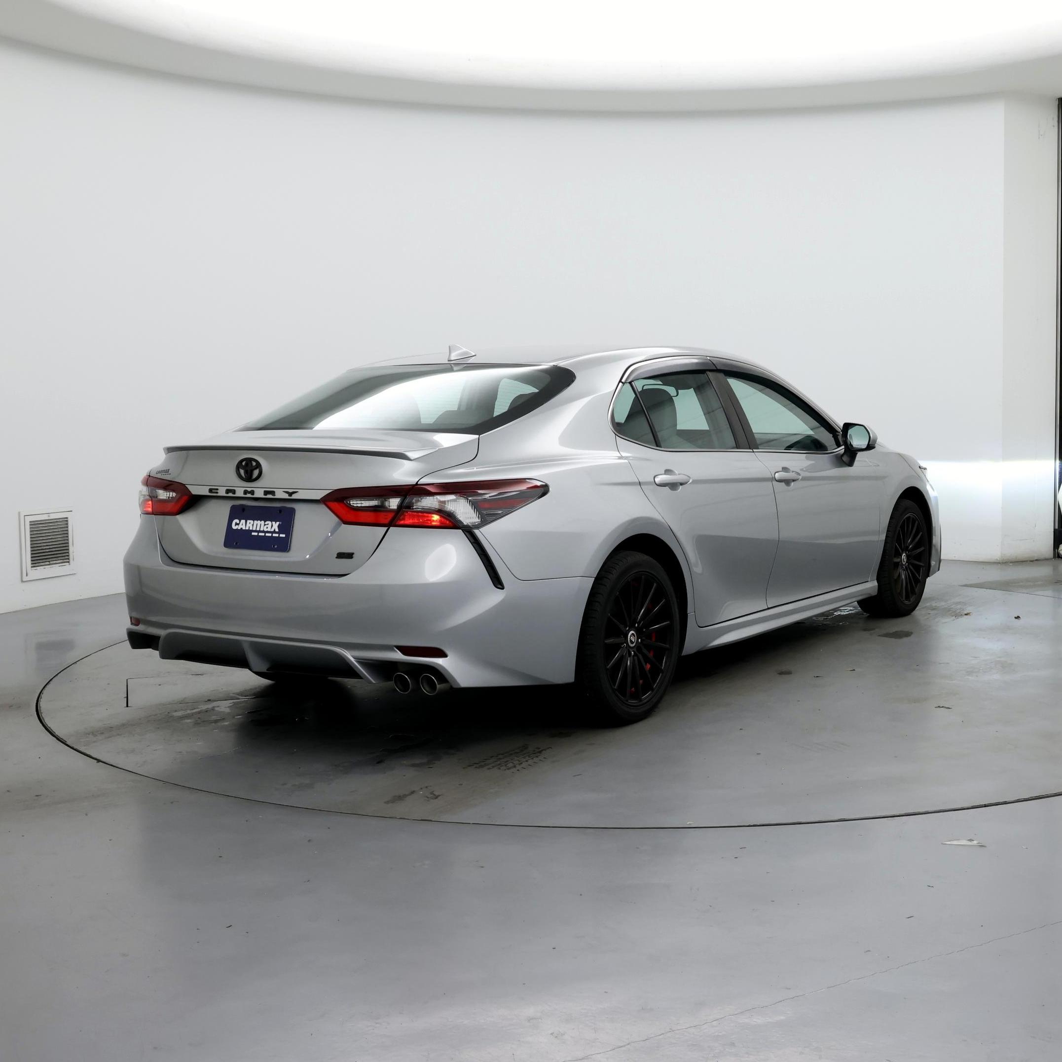 Thumbnail: 2021 Toyota Camry - 8