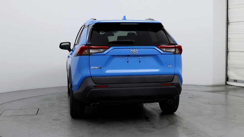 2019 Toyota RAV4 LE 6