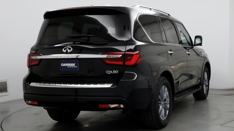 2022 INFINITI QX80 Luxe 8