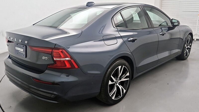 2024 Volvo S60 B5 Plus 5