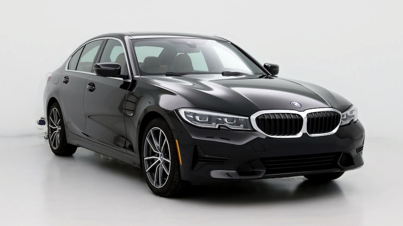 2022 BMW 3 Series 330i Hero Image