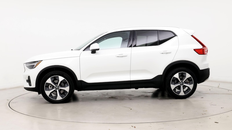 2024 Volvo XC40 B5 Plus 3