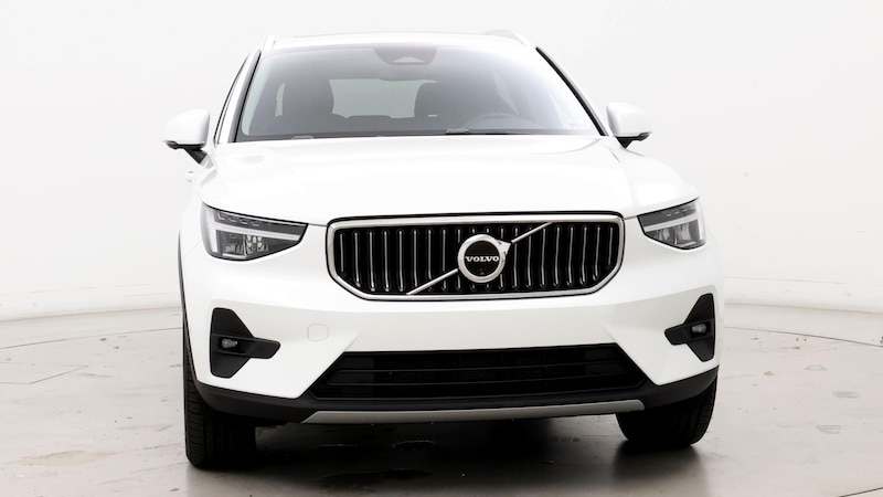 2024 Volvo XC40 B5 Plus 5