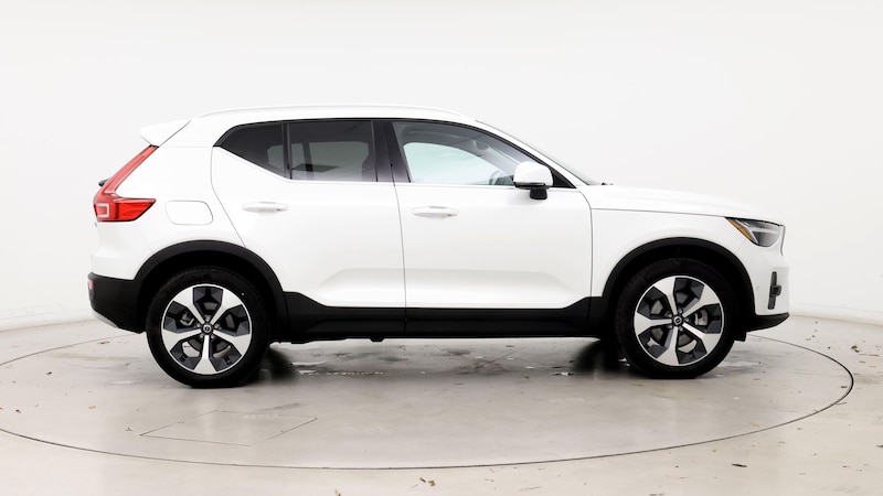 2024 Volvo XC40 B5 Plus 7