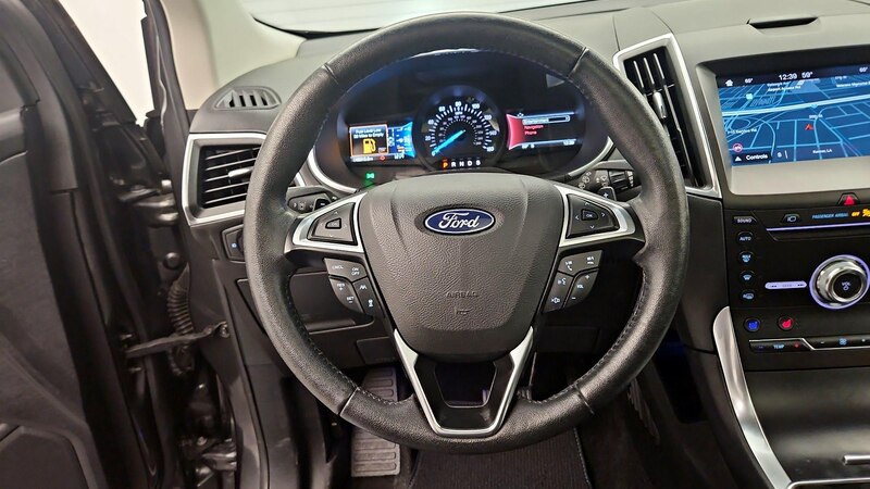 2019 Ford Edge Titanium 10