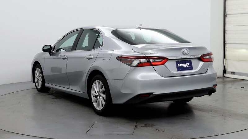 2022 Toyota Camry LE 2