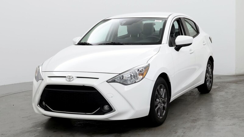 2019 Toyota Yaris LE 4