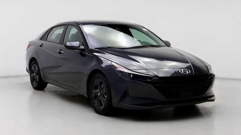 2021 Hyundai Elantra SEL Hero Image