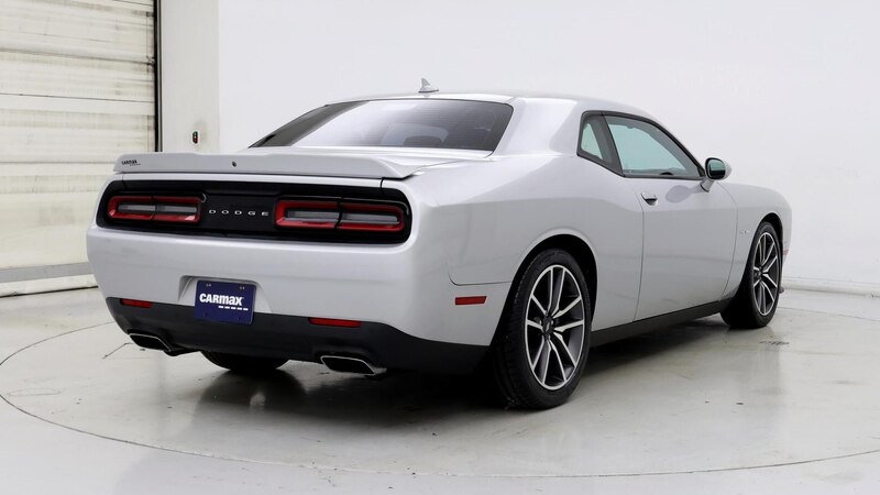 2020 Dodge Challenger R/T 8