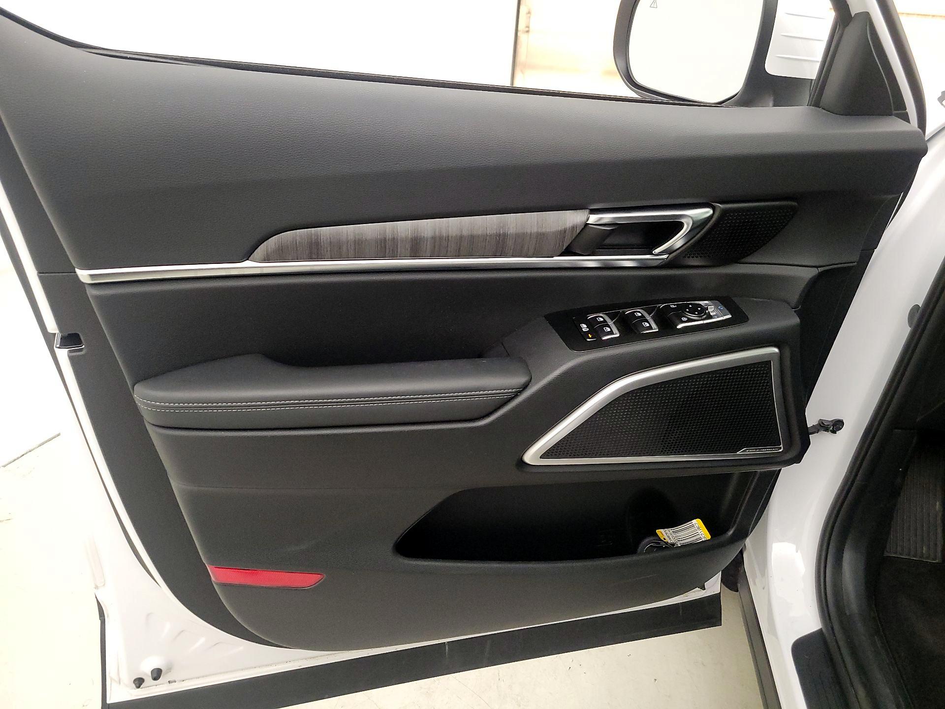 Thumbnail: 2024 Kia Telluride - 12