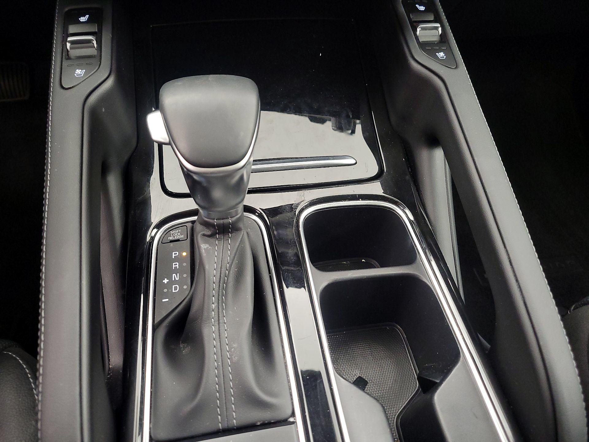 Thumbnail: 2024 Kia Telluride - 18