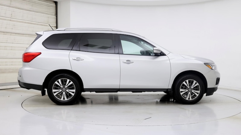 2017 Nissan Pathfinder SL 7