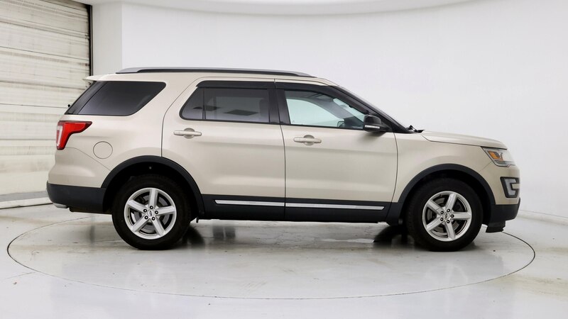 2017 Ford Explorer XLT 7