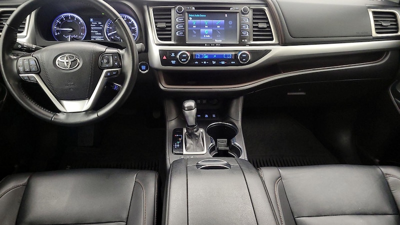 2019 Toyota Highlander XLE 9