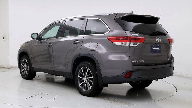 2019 Toyota Highlander XLE 2