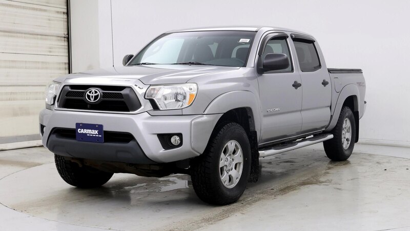 2015 Toyota Tacoma  4