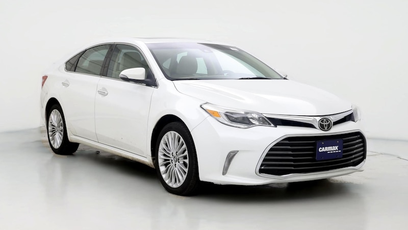 2017 Toyota Avalon Limited Hero Image