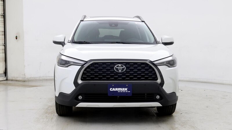 2022 Toyota Corolla Cross XLE 5