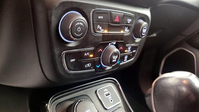 2018 Jeep Compass Limited 17