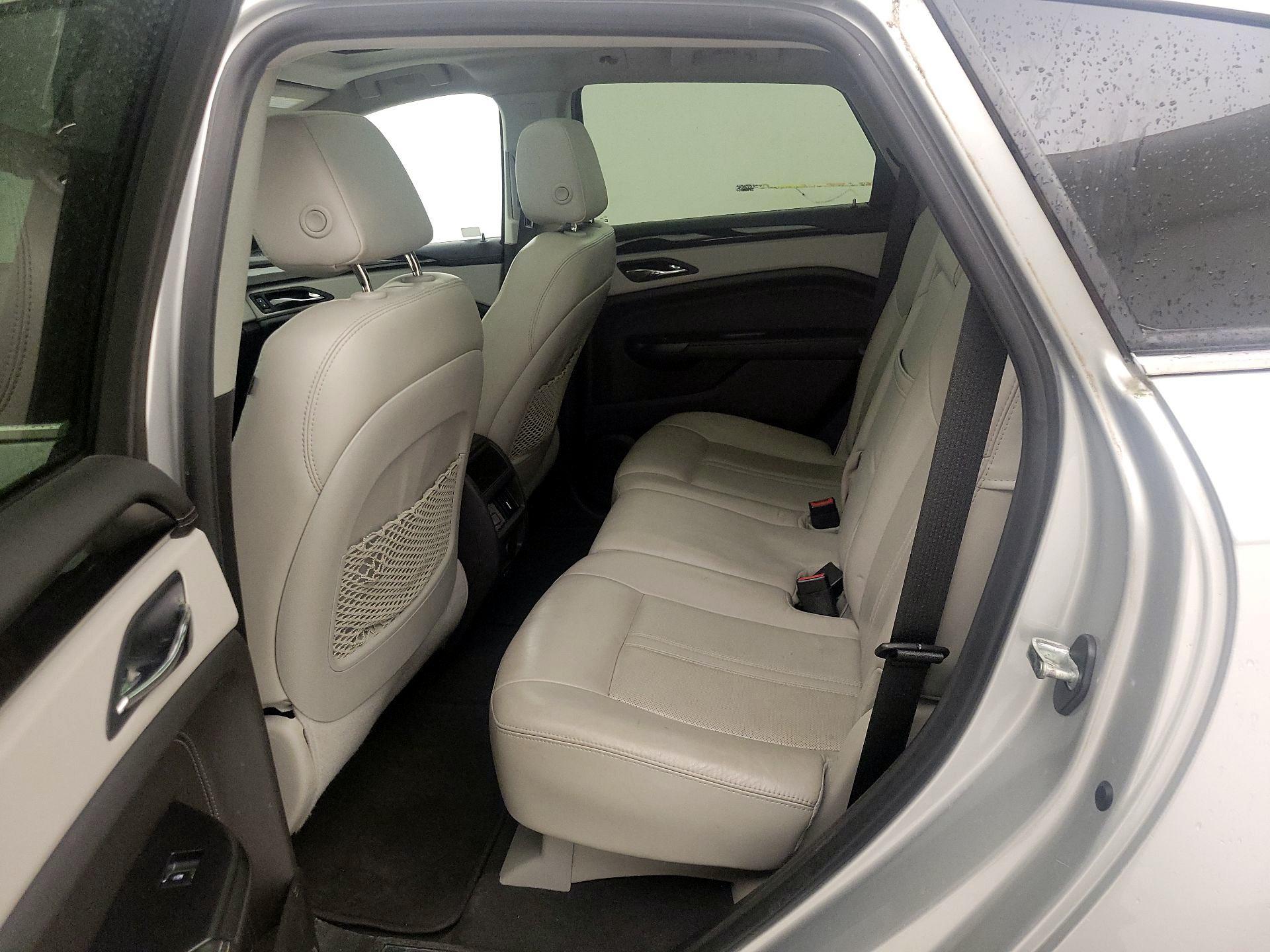 Thumbnail: 2015 Cadillac SRX - 20