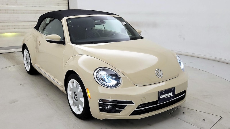 2019 Volkswagen Beetle Final Edition SEL Hero Image