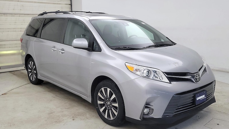 2018 Toyota Sienna Limited Hero Image