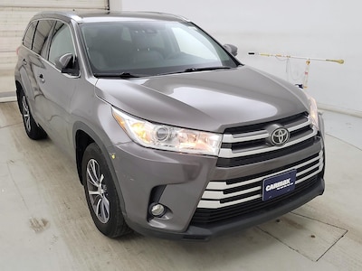 2017 Toyota Highlander XLE -
                Danvers, MA