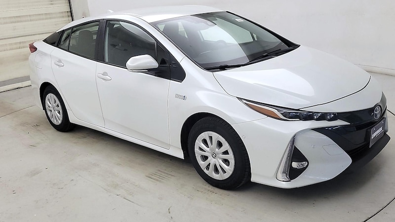 2022 Toyota Prius Prime Limited Hero Image