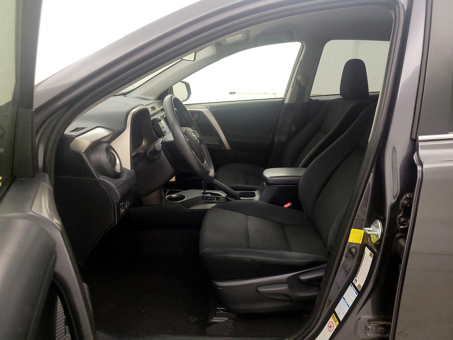 Thumbnail: 2014 Toyota RAV4 - 11