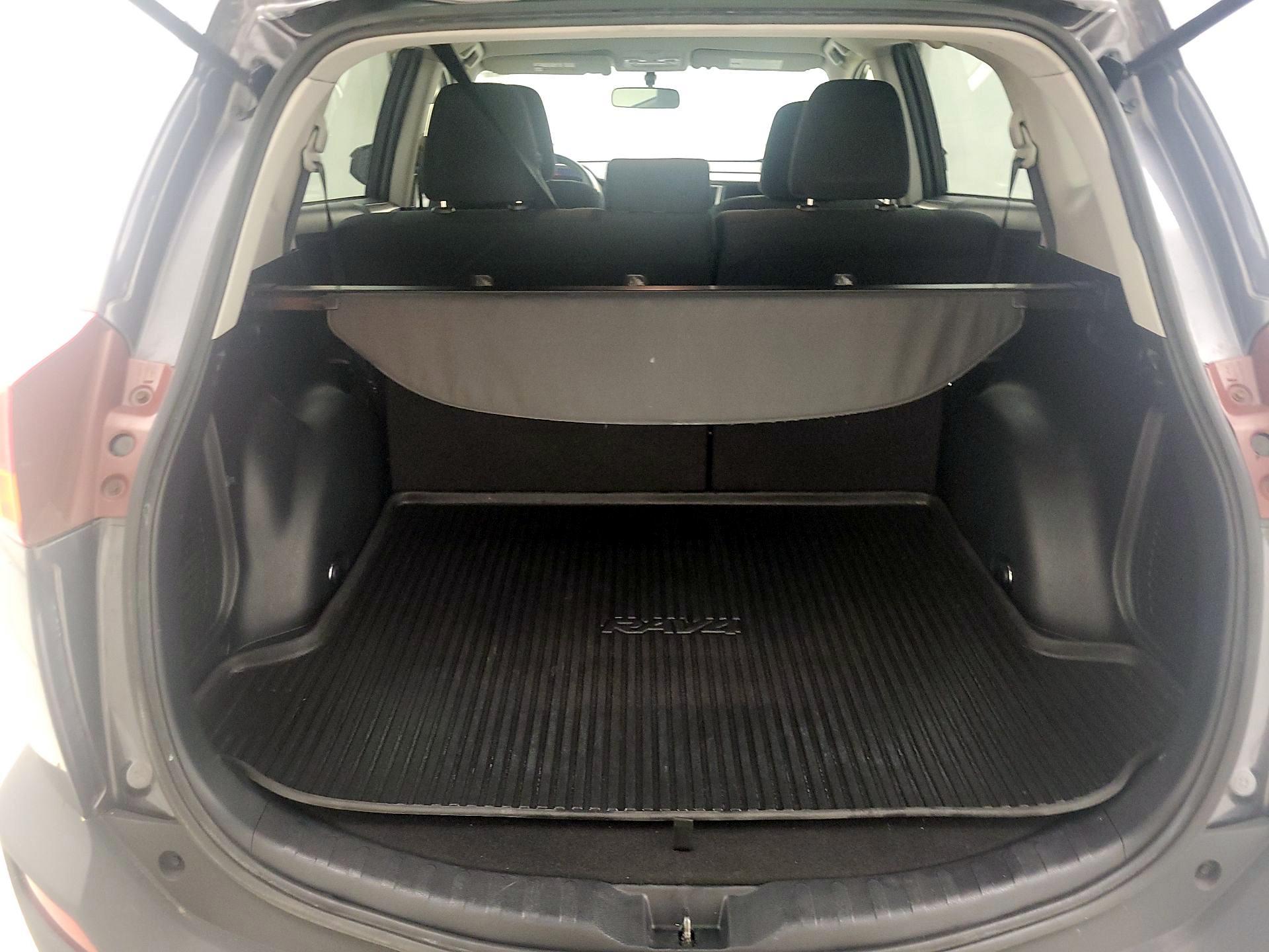 Thumbnail: 2014 Toyota RAV4 - 20