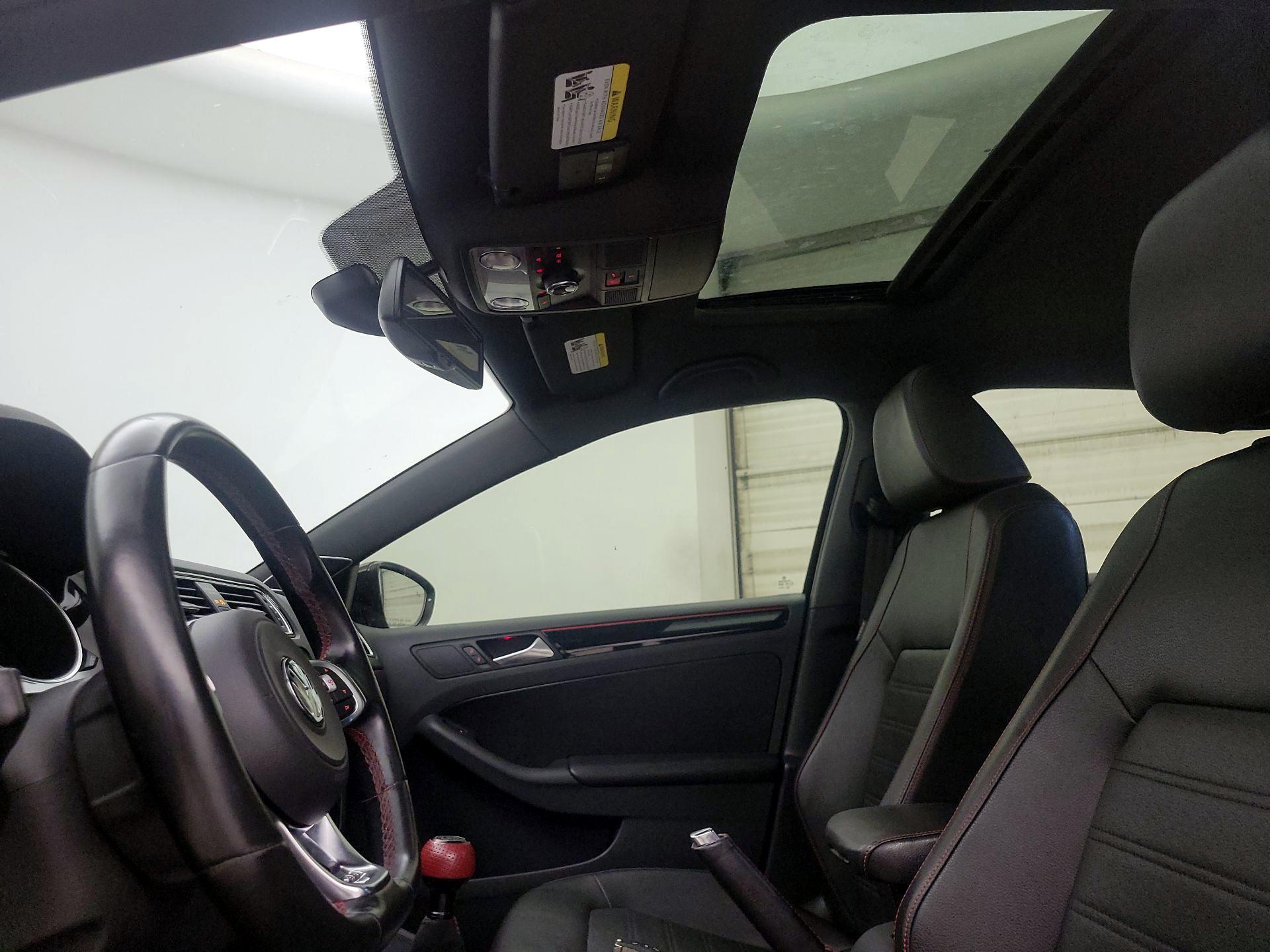 Thumbnail: 2016 Volkswagen Jetta - 20