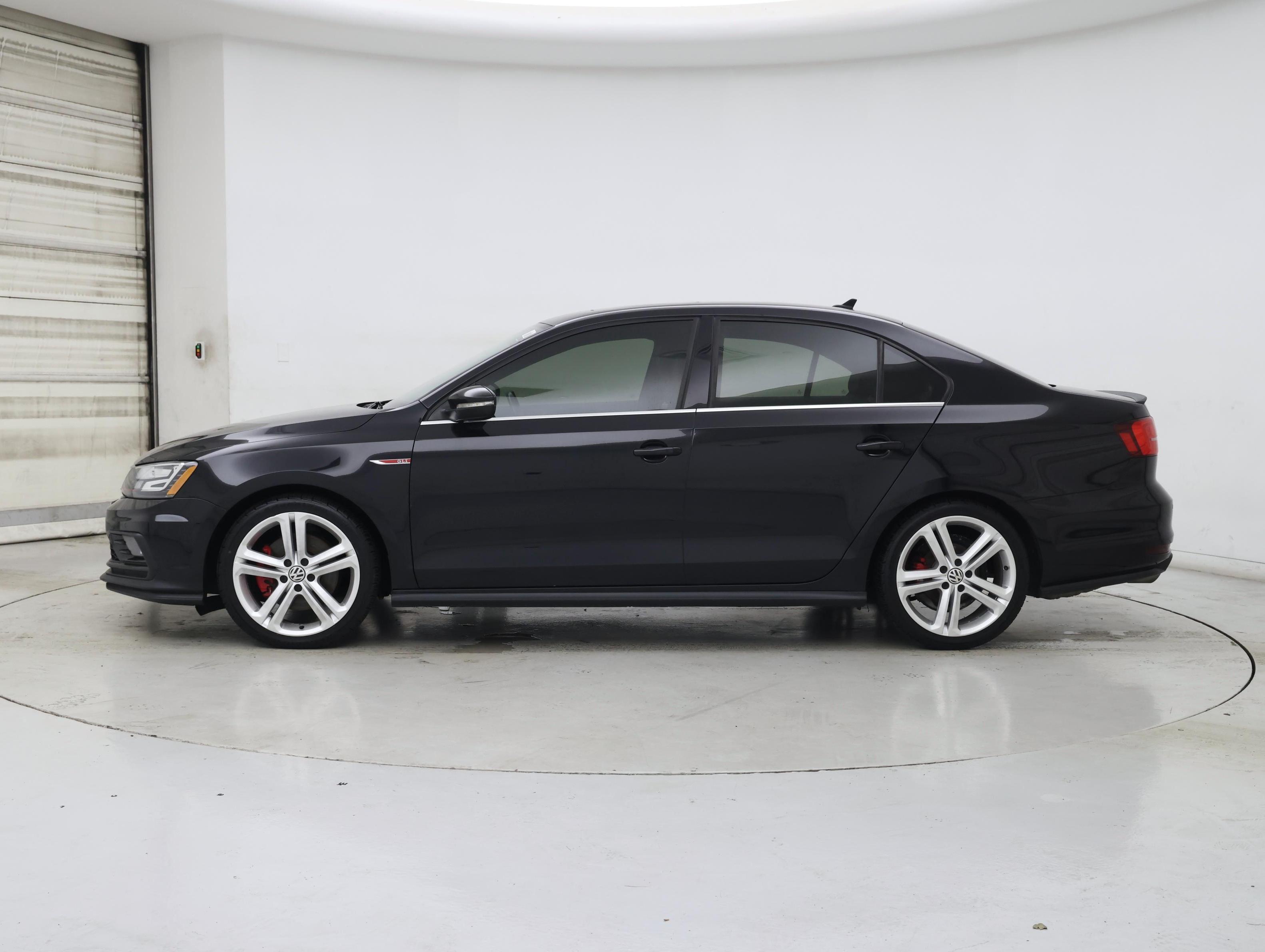 Thumbnail: 2016 Volkswagen Jetta - 3